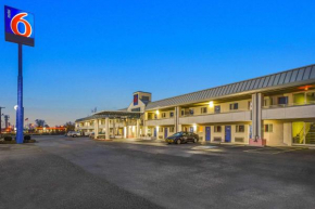  Motel 6-North Ridgeville, OH - Cleveland Intl Airport - N Ridgeville  Север Риджвилл